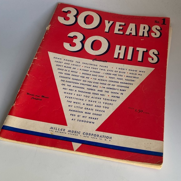 30 Years 30 Hits Music Book, 1950 - Picture 1 of 12